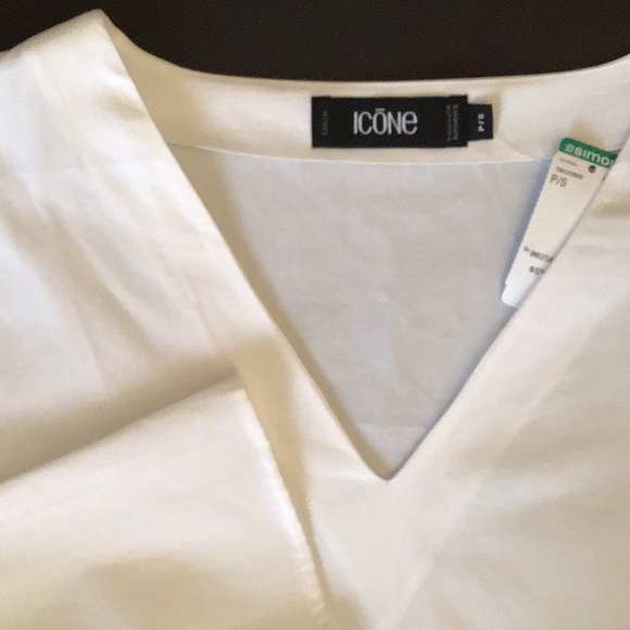 Simon’s Fluted Sleeve Blouse - Picture 4 of 7